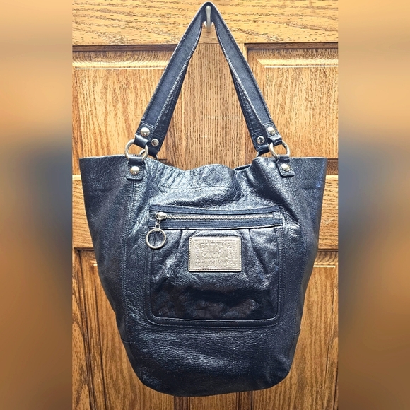 Coach Poppy Glam Tote Y2K Metallic Black Leather with silver accents EUC - Picture 1 of 16